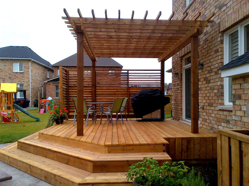 Pros and Cons of each decking material (which is best for you)