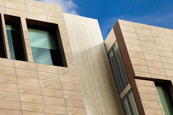 פרונטק - רֶשֶׁת