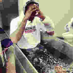 LeBron_vasca_Ghiaccio_NBA_Around_the_Game