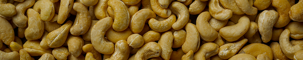 tasty-cashew-nuts-as-background 1.png