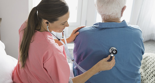 Accueil Infirmière examen des patients