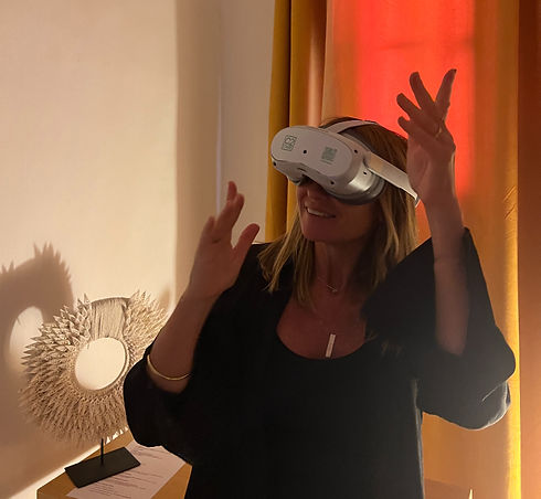 Véronique Bruneau_edited.jpg