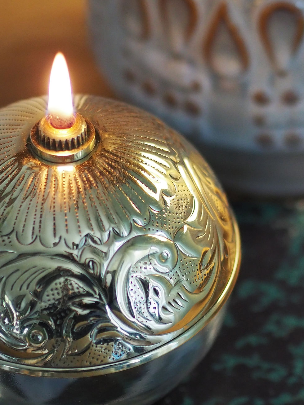 Miniature : Lampe à huile dorée