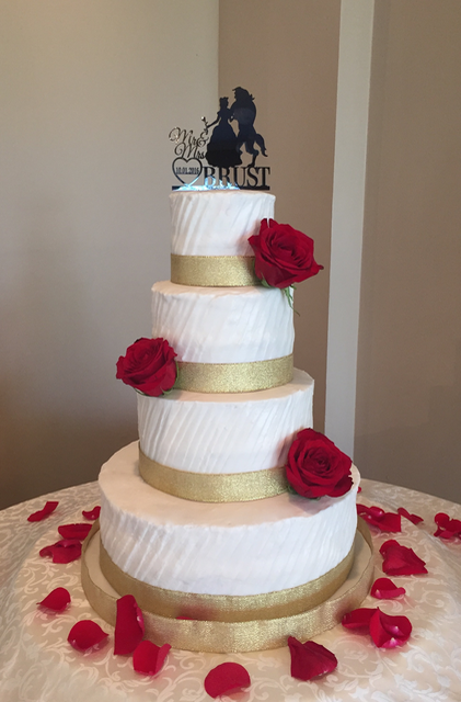 #buttercreamicedweddingcake