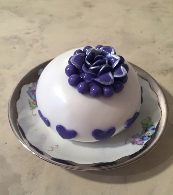 Temari White w Purple Flower
