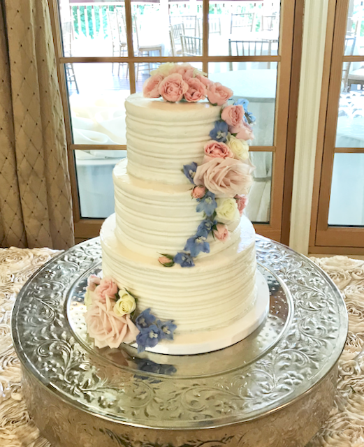 #buttercreamiced #weddingcake
