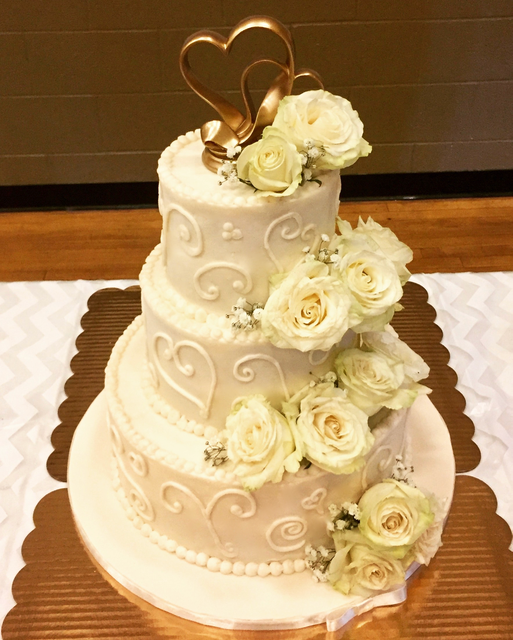 #buttercreamicedweddingcake Wedding