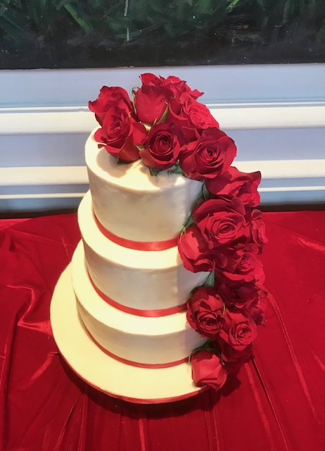 #buttercreamicedweddingcake