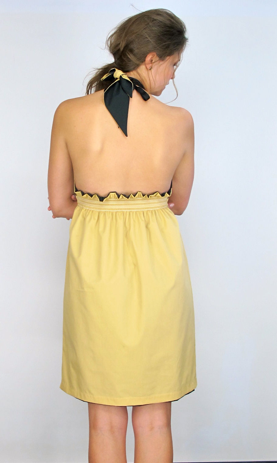 Thumbnail: The Reversible Halter