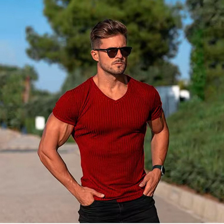 Thumbnail: Fashion-Forward Quick-Dry V-Neck Shirt