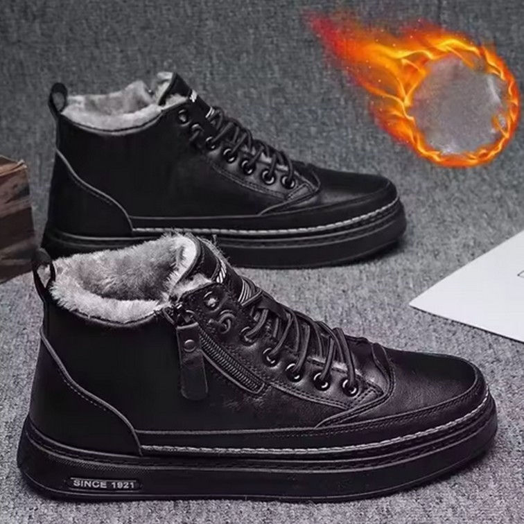 Thumbnail: Slush-Proof Anti-Slip Men’s Winter Booties