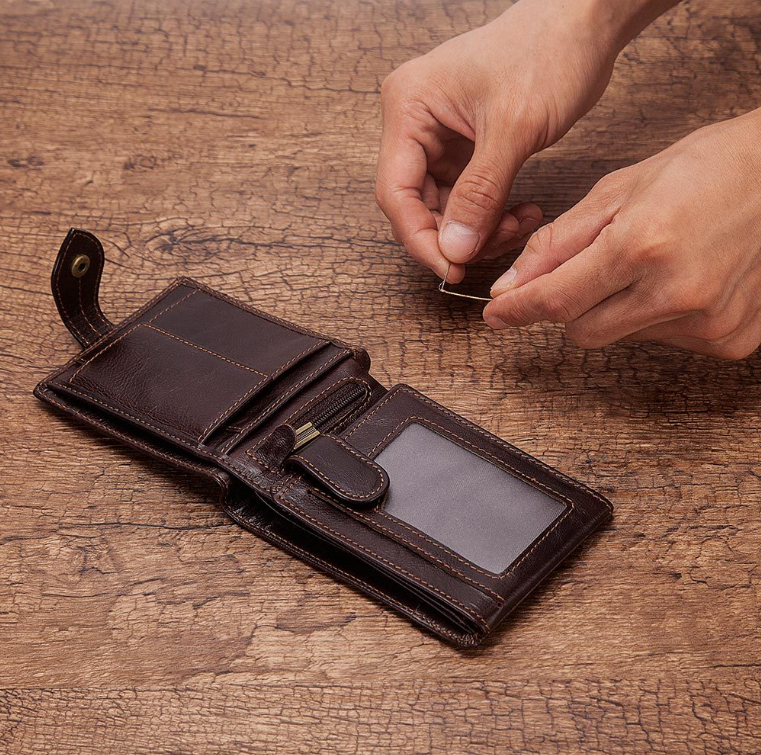 Thumbnail: Magnetic-resistant leather wallet for men with card compartments