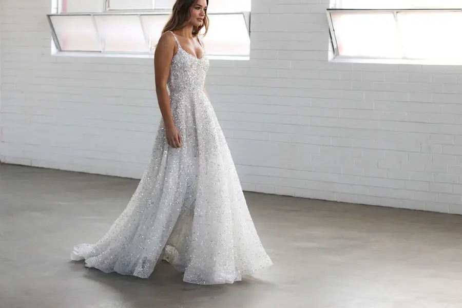 Thumbnail: Chosen by Kyha (Kyha Studios) - Luna Gown