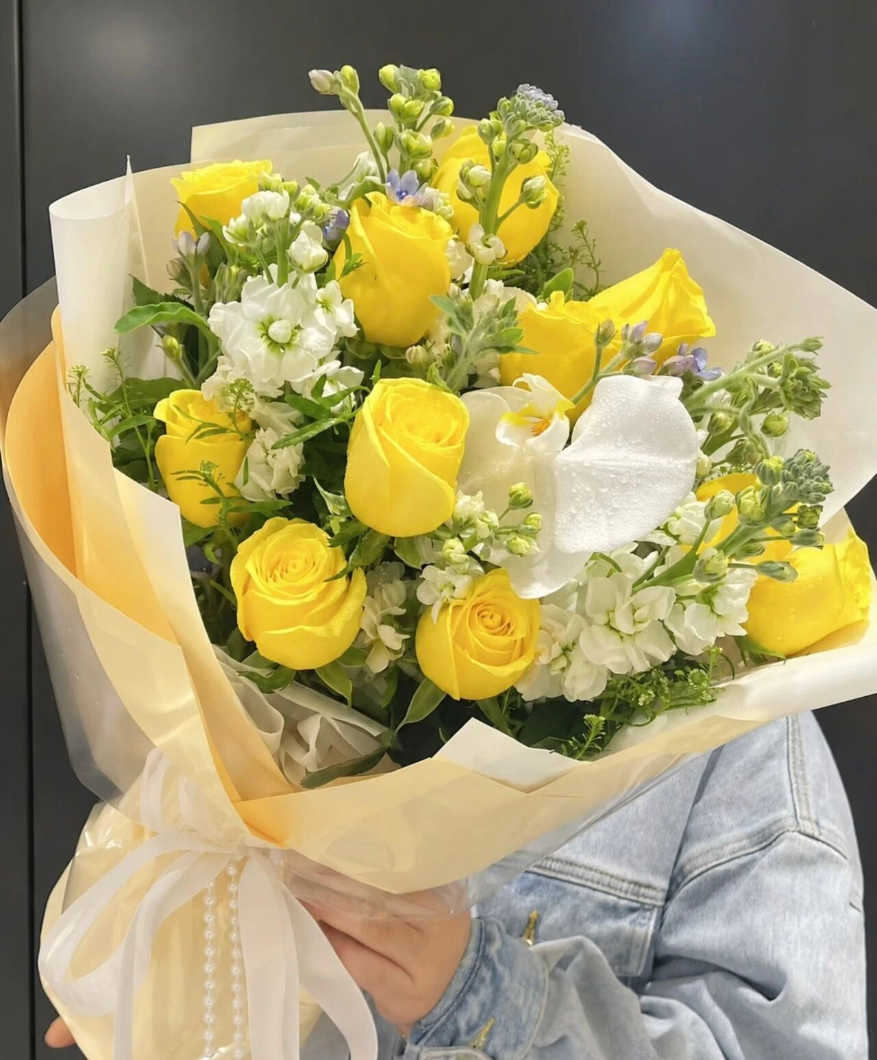 Sunshine Yellow & White Mixed Bouquet