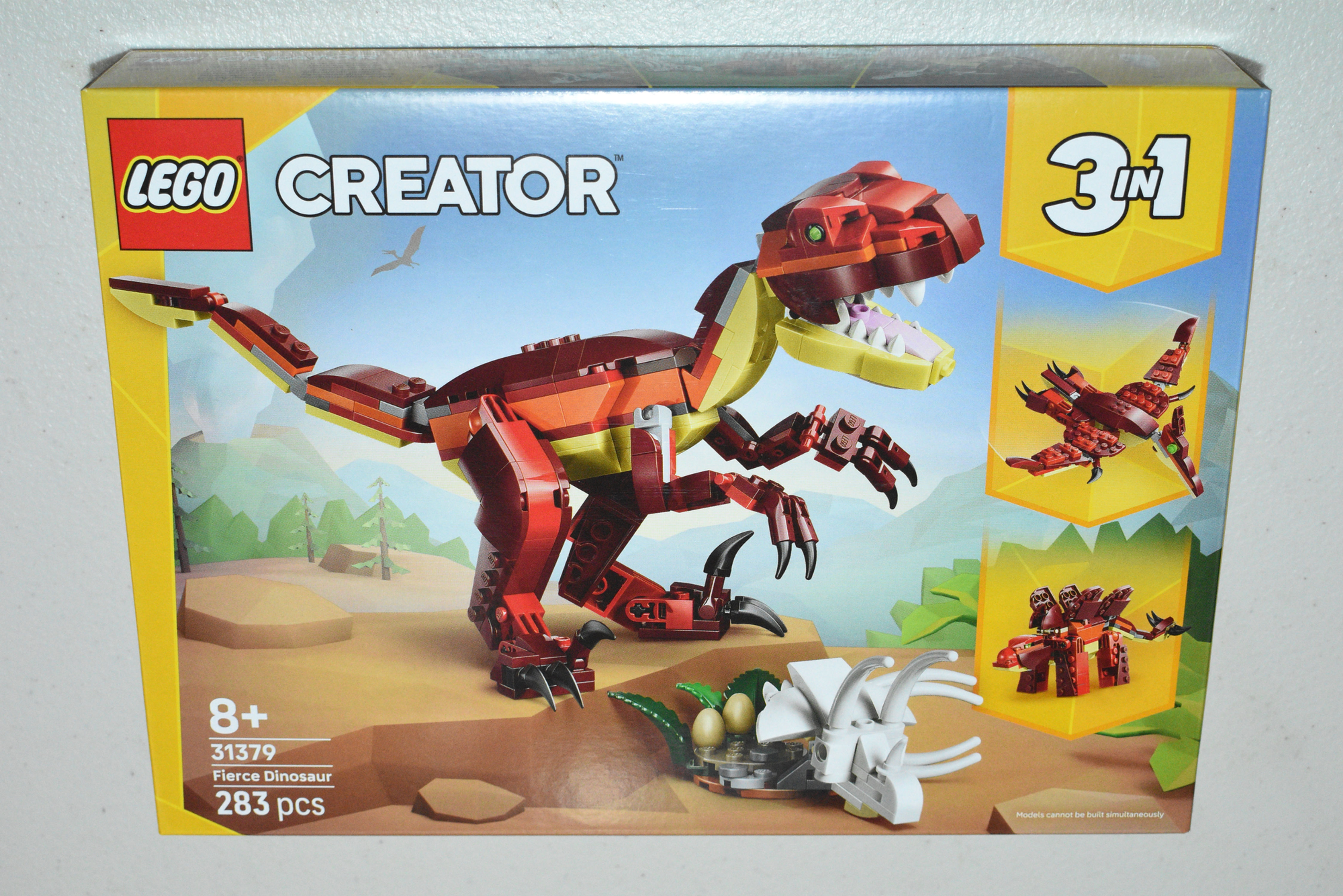 LEGO Creator 31379 Fierce Dinosaur 3 in 1