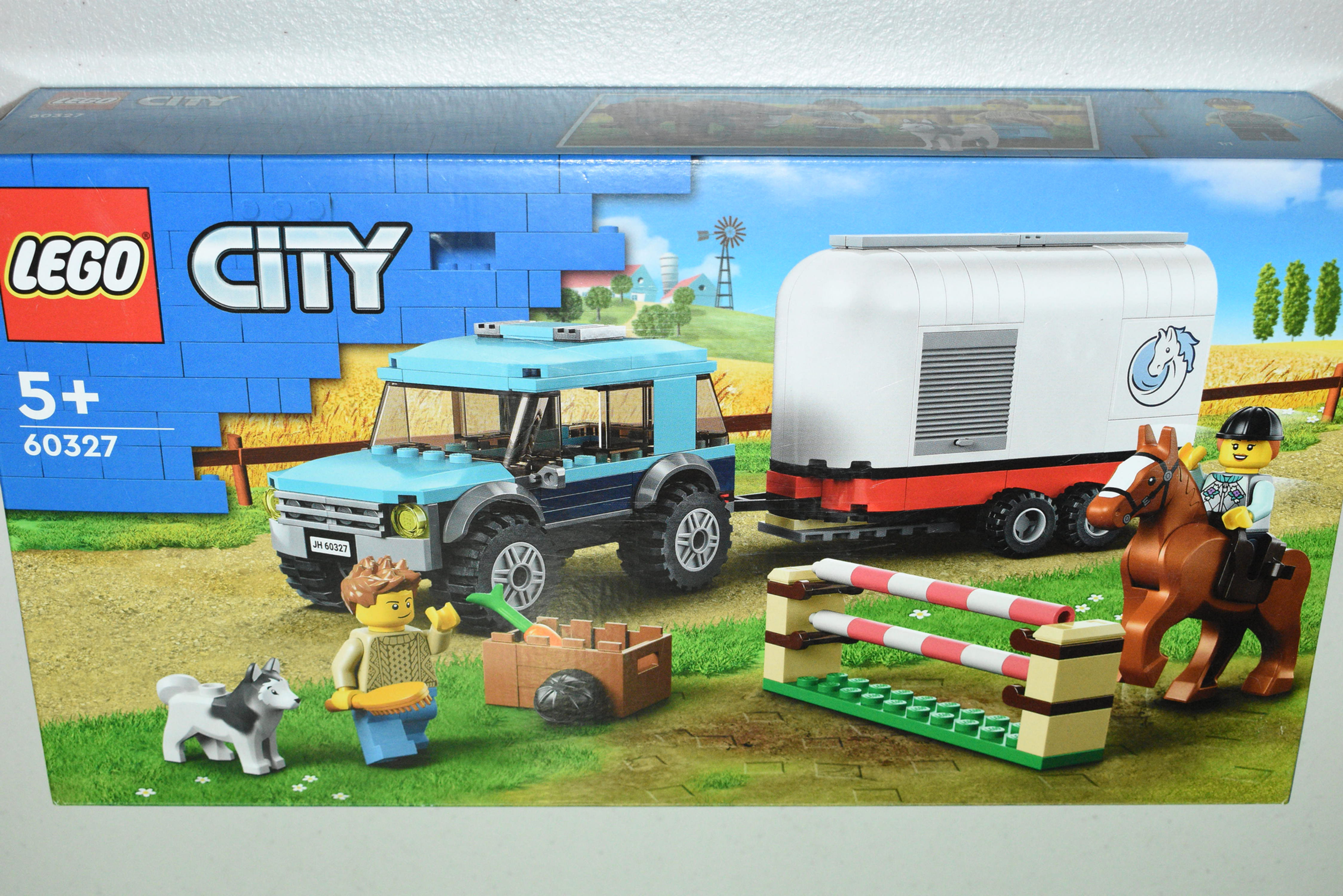 LEGO City 60327 Horse Transporter