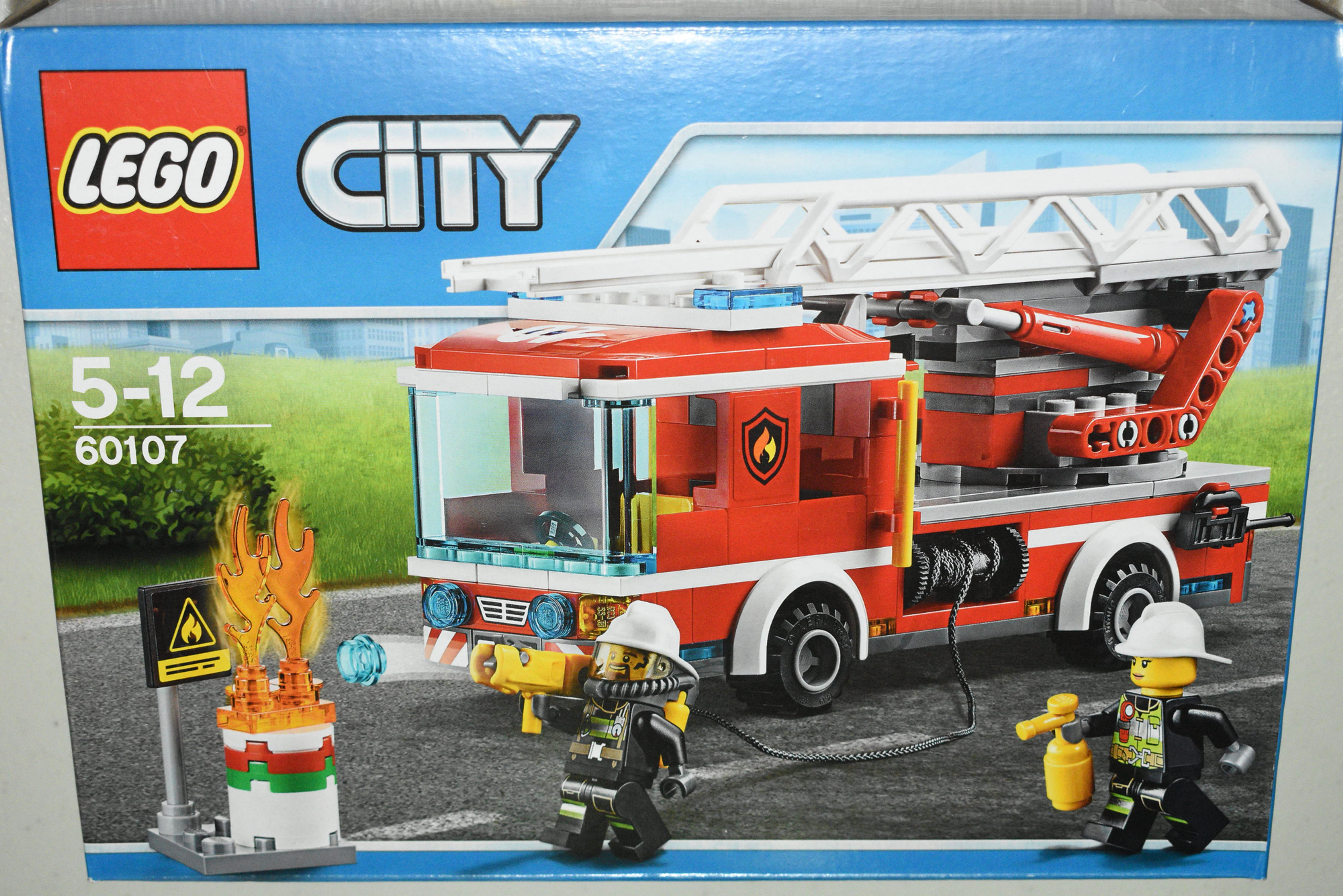 LEGO City 60107 Fire Ladder Truck