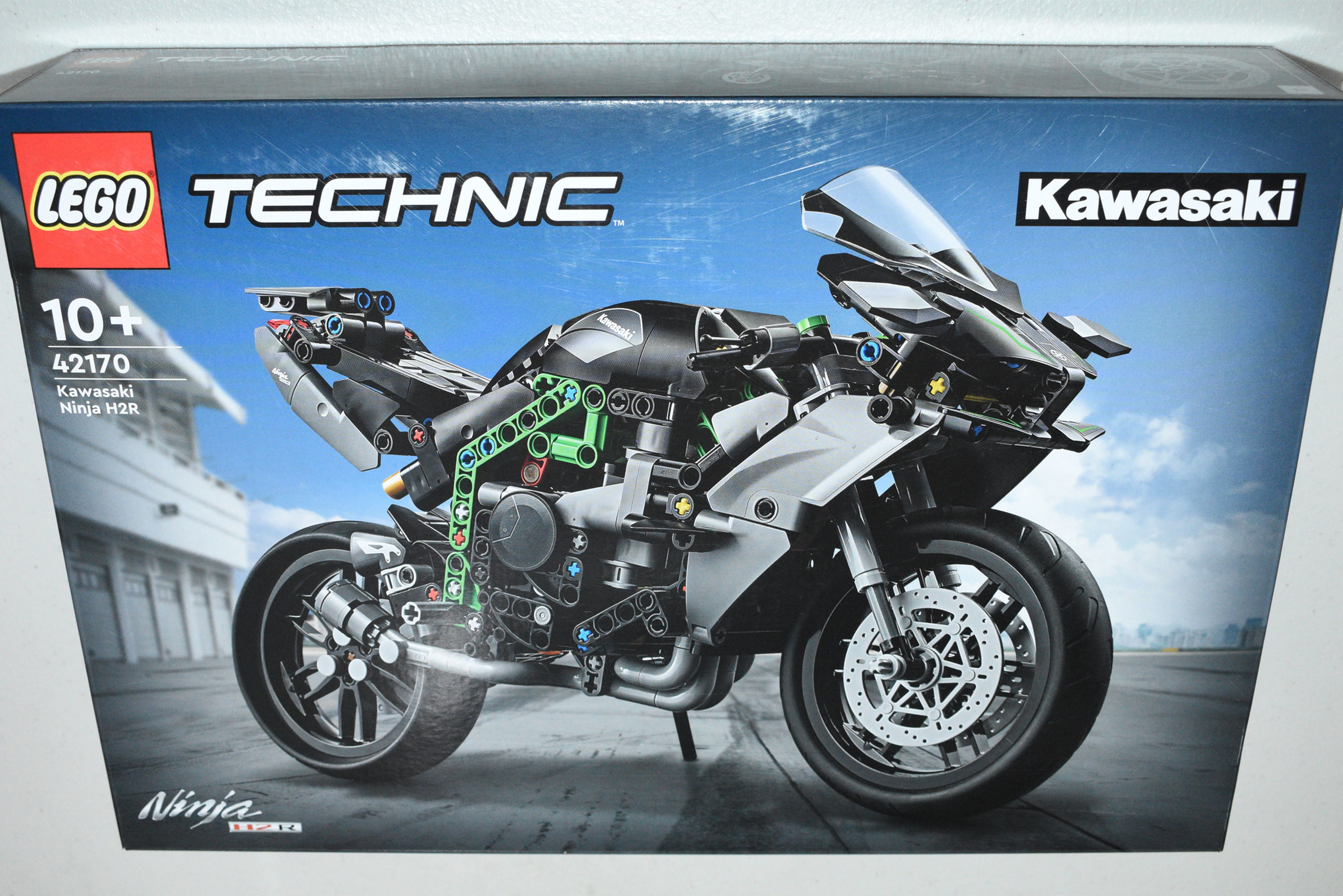 LEGO Technic 42170 Kawasaki Ninja H2R Motorcycle