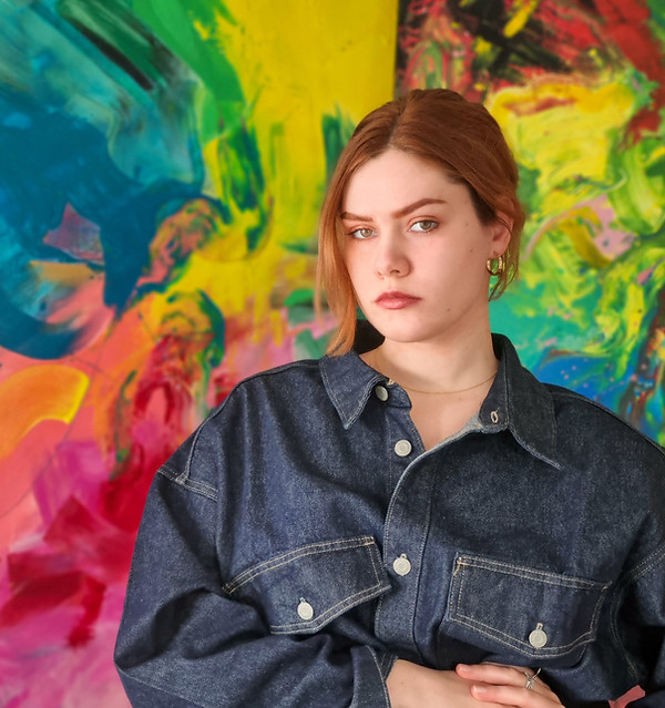 Lara Schiewe Künstlerin Selbstportrait 