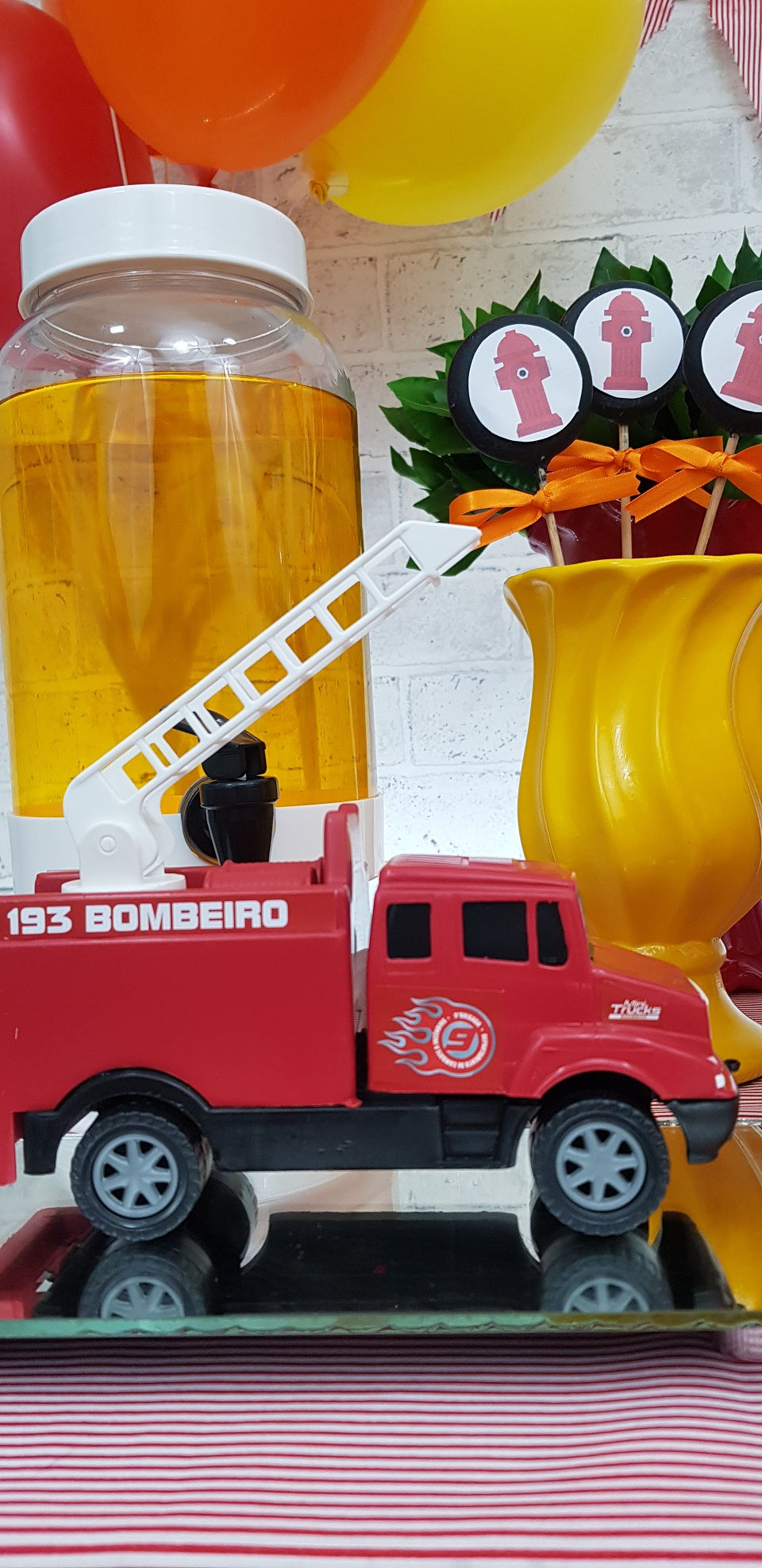 HAPPY BOX BOMBEIRO DET 8 (2)