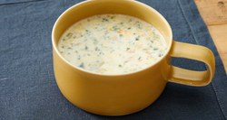 栄養たっぷり。モロヘイヤのミルクスープ