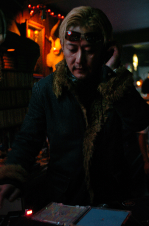 DJ-SHABADABAO