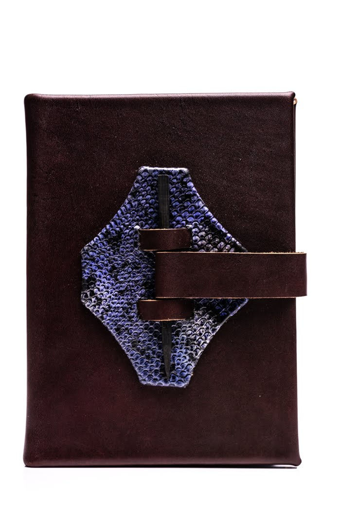 Miniatura: Cuaderno Artesanal Tapa De Cuero A5 Hecho A Mano.