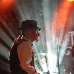 Bolwerk, artiest, optreden, CKS, Atrium, Theater Sneek, Sneek, uitgaan, concert, concertfotografie, Santana, elzingaphoto, elzingaphoto.com, www.elzingaphoto.com, fries