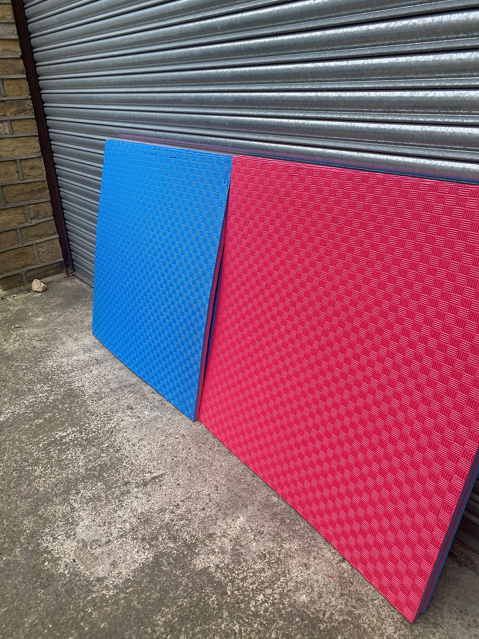 Thumbnail: Gym Flooring Tiles  1m x 1m x 25mm Reversible interlock Mats