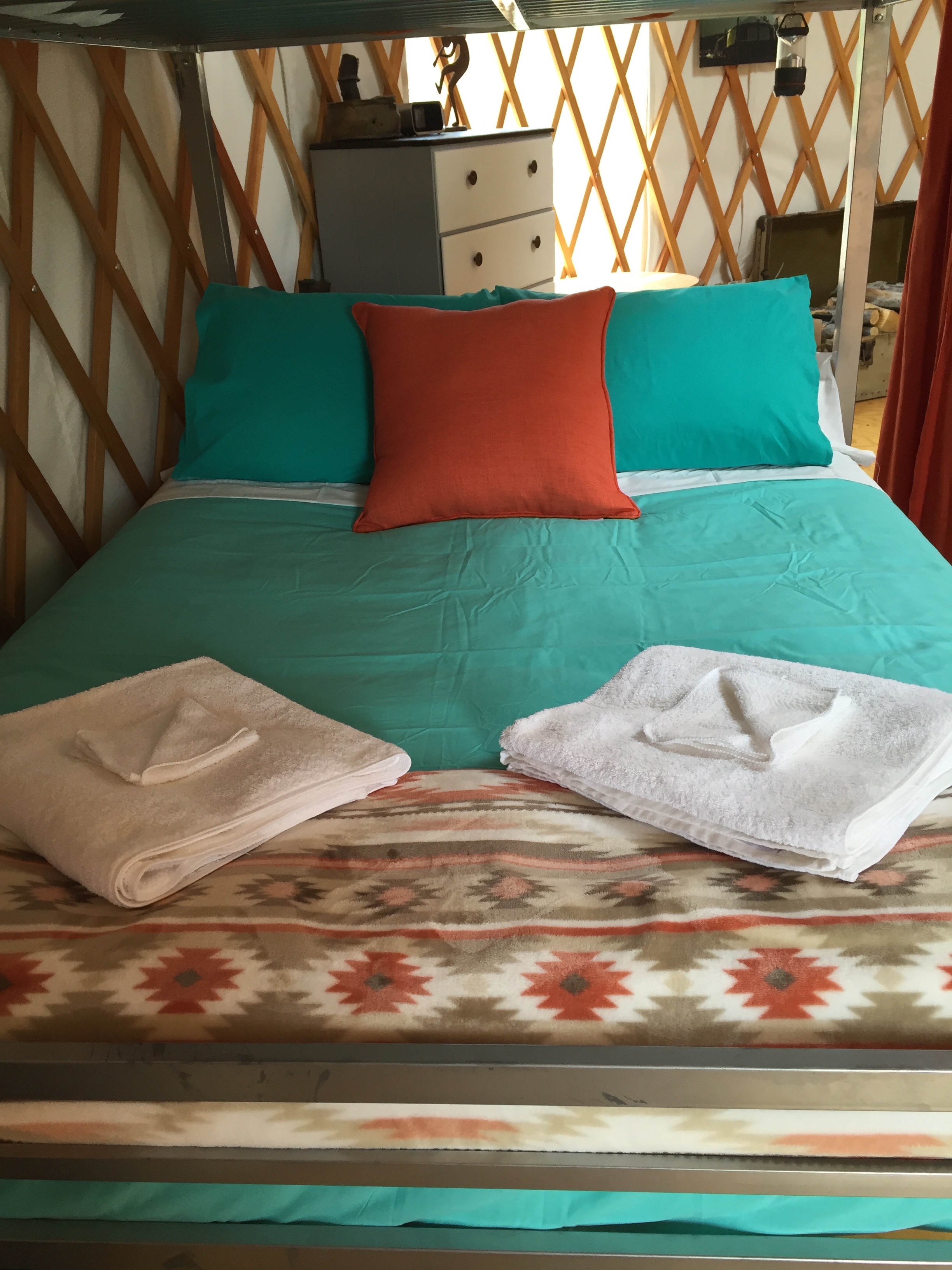 Linens & towels available