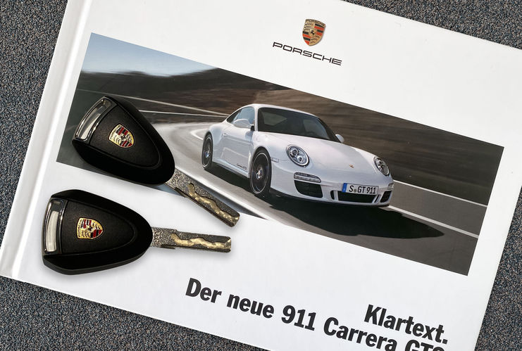 997GTS_Booklet_Keys.jpg