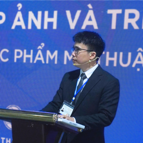 Writer: Đấu giá viên Nguyễn Khánh