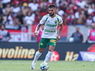 Cuiabá não rescinde com Raniele por falta de pagamento do Corinthians