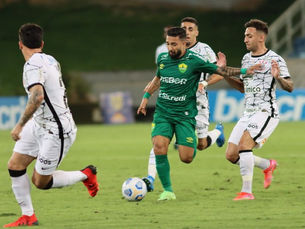Destaque ofensivo do Cuiabá no Brasileirão, Clayson destaca o bom momento com a camisa 10