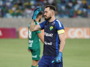 Importante para o Cuiabá nas últimas rodadas, Walter é desfalque para jogo contra o Corinthians