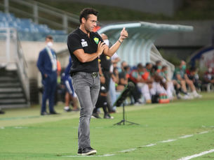 Após comandar o Cuiabá na temporada, Alberto Valentim é contratado pelo Athletico-PR