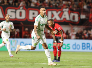 Com gol de Elton, Cuiabá busca o empate contra o Atlético-GO pela Copa do Brasil