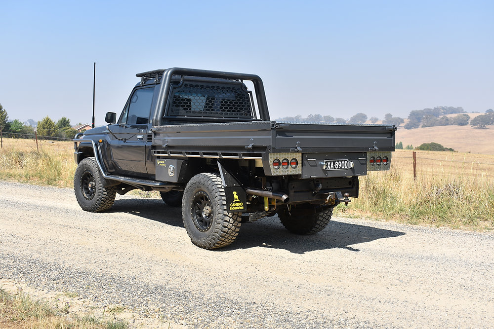 Under tray tool box landcruiser clearance