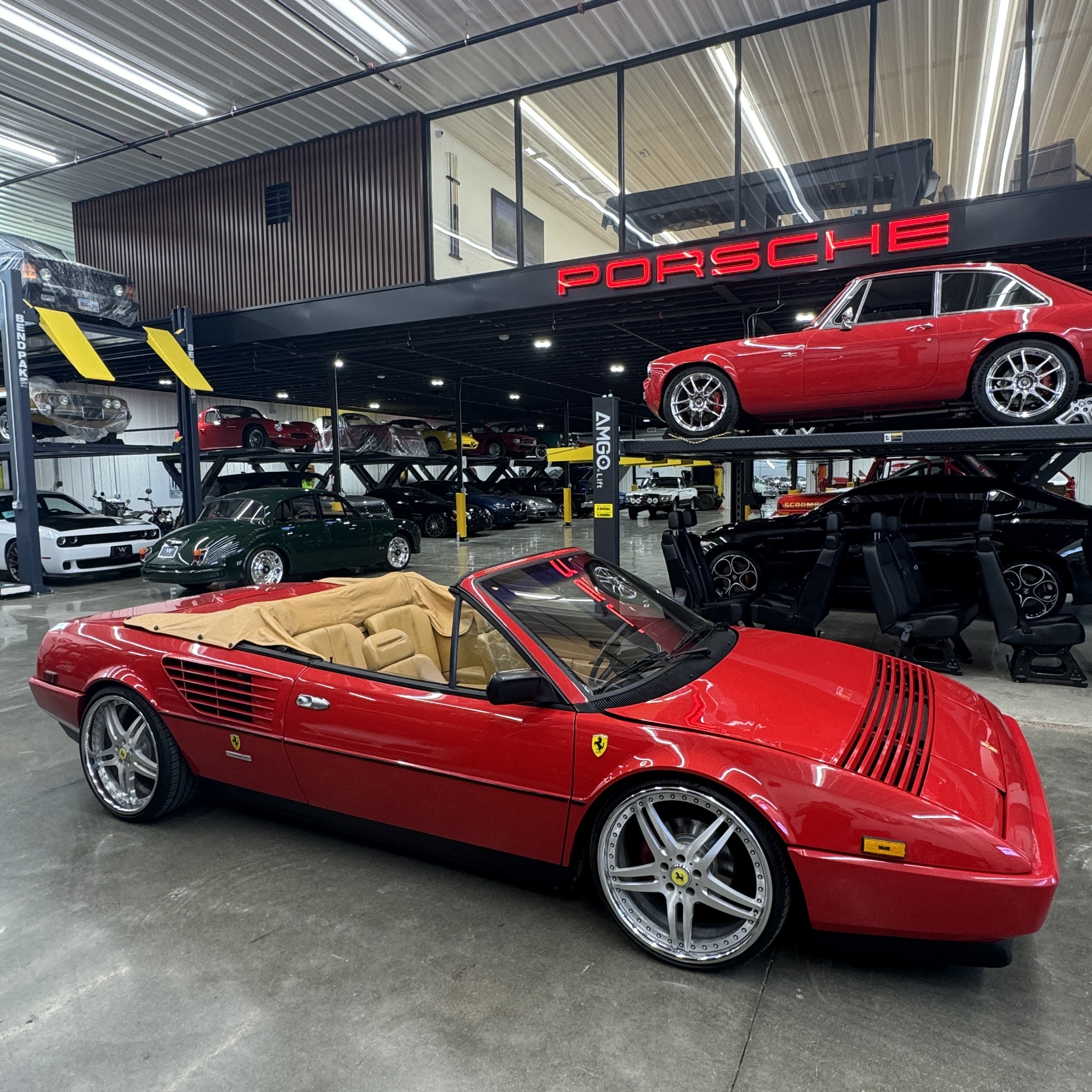 1988 Ferrari Mondial's photo