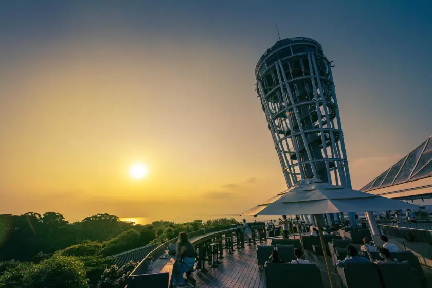 江之島燈塔展望台與落日夕陽