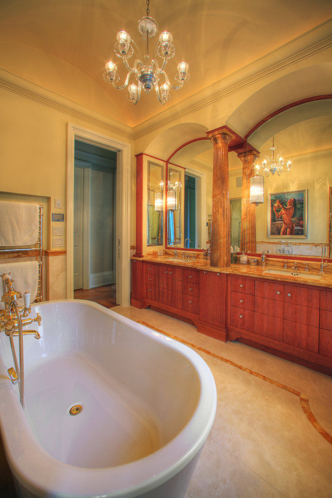 10b master bathroom