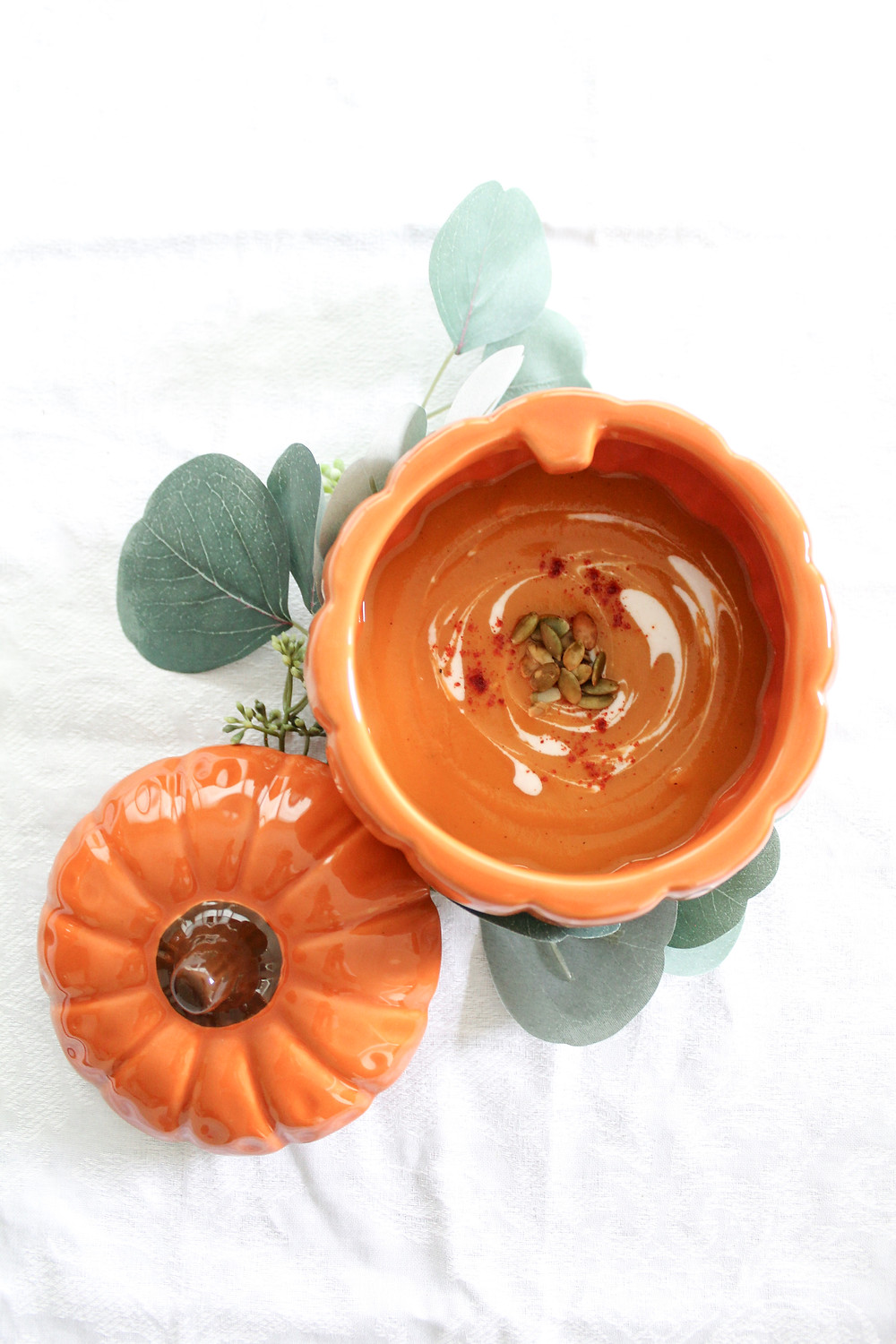 A delicious fall soup made with yams, cream, paprika and toasted sunflower seeds. Curl up with this delicious autumnal soup. The recipe is quick, easy and delicious and is perfect for meal prepping. Try this autumnal soup recipe today! #fallsoup #deliciousfallrecipe #fallrecipe