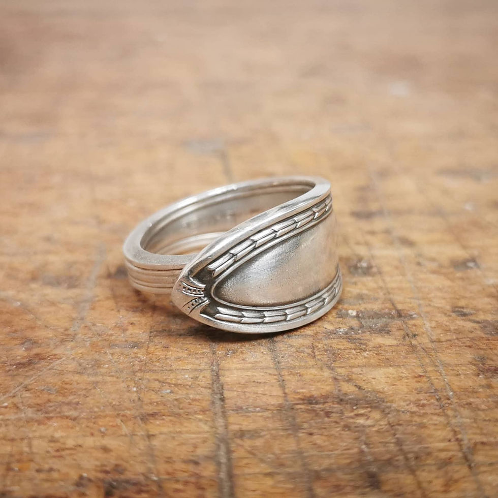 Miniature : Bague satinée traitillée