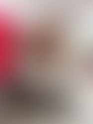 Artful Walls: Incorporating Statement Art in Luxurious Interiors