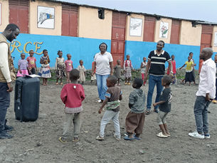 LA DANSE AU RYTHME DE LA PAIX