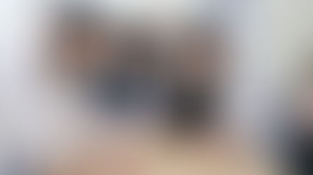 יום טוב פסח בצל כ"ק אדמו"ר מקרעטשניף סיגעט שליט"א | בילדער גאלעריע