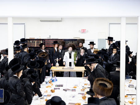 האד' מקרעטשניף סיגעט וומסב''ג פראוועט געהויבענעם שבת מיט תלמידי ישיבת זידיטשוב פרעמיסלא אין מאנסי