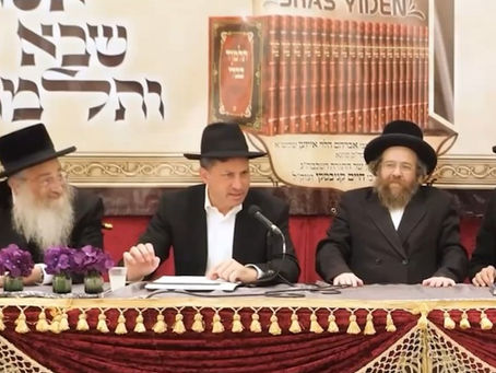 באקאנטער מגיד שיעור הרב אלי' סטעפאנסקי אדרעסירט די וואונדערליכע ידיעות התורה און אהבת התורה פון "כולל ש"ס אידן" בשייכות צום היינטיגן דף