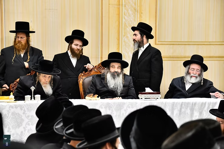 הילולא דצדיקיא: יארצייט פון כ"ק אדמו"ר מזוטשקא זצ"ל בעל "נחל יצחק" בצל נכדו מ"מ האד' מזוטשקא