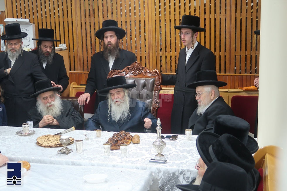 אל אחוזת אבותיו: האד' מקרעטשניף י-ם אפגעראכטן שיינעם באזוך  אין נאסטאלגישע שיכון קרעטשניף אין כפר עטה